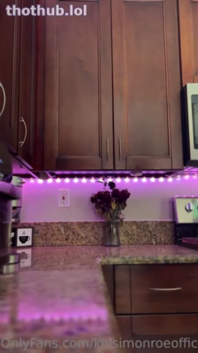 Kelsi fucked on the counter