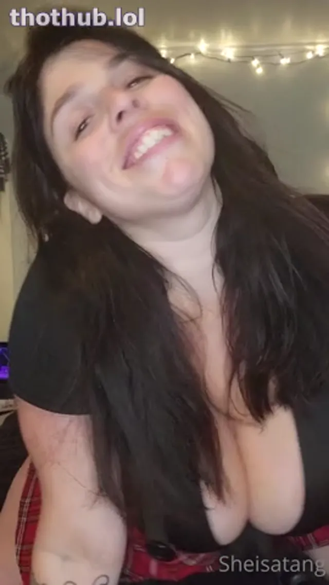 Sheisatang Wants To Play