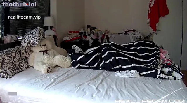 KITTY FINGER PUSSY  3