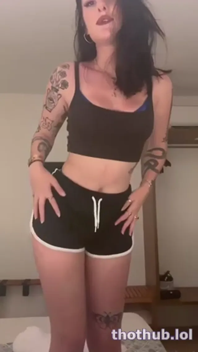 Cloexzs Cloezs streptease