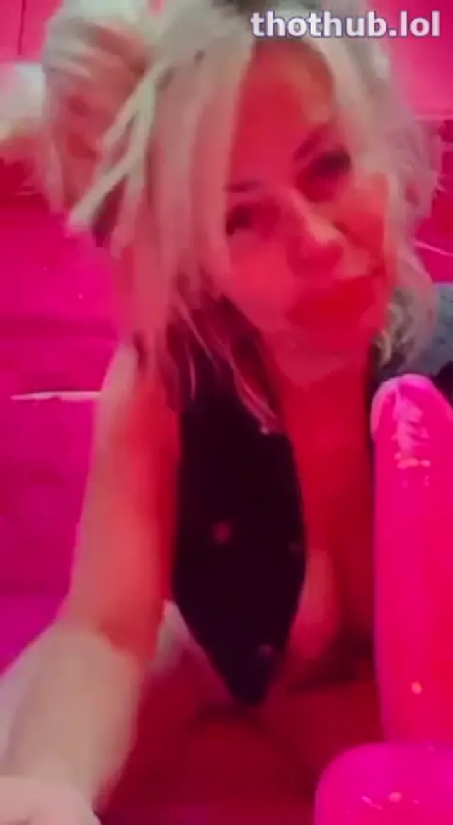 Sheila Bella Dildo Masrurbation 4