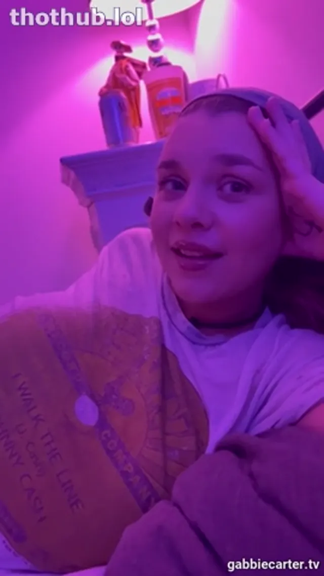 Gabbie Carter big tits Milking