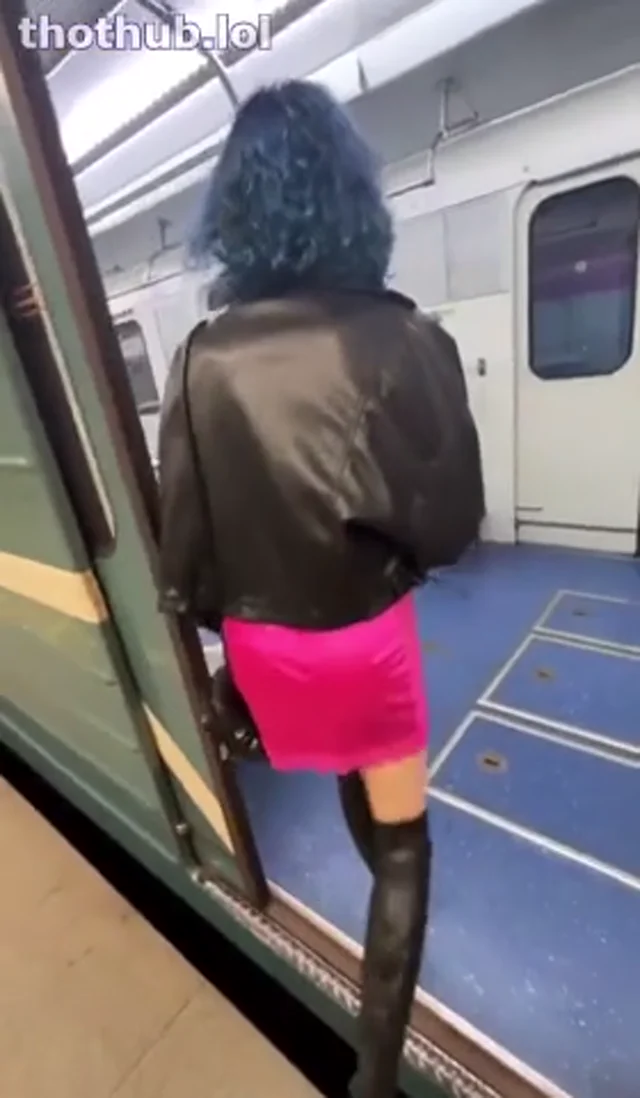 GERMAN IN PUBLIC TRAIN