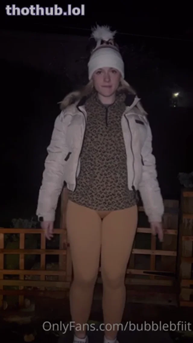 Bubblebfiit (Bethfit)- Outdoor Striptease