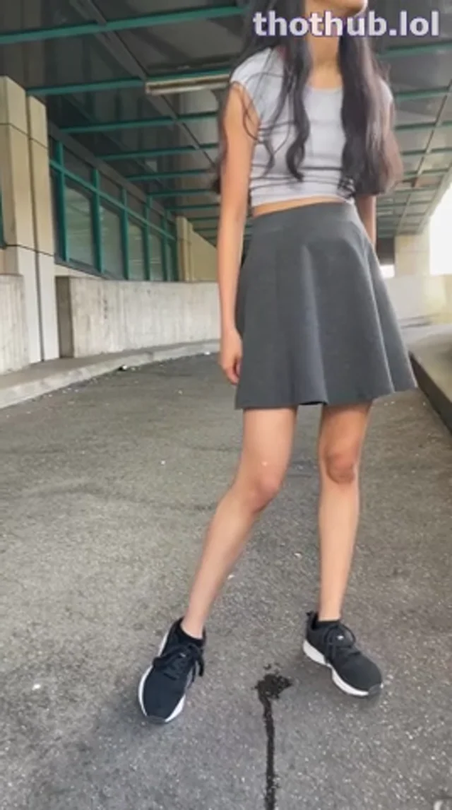 Joona Page pee vid