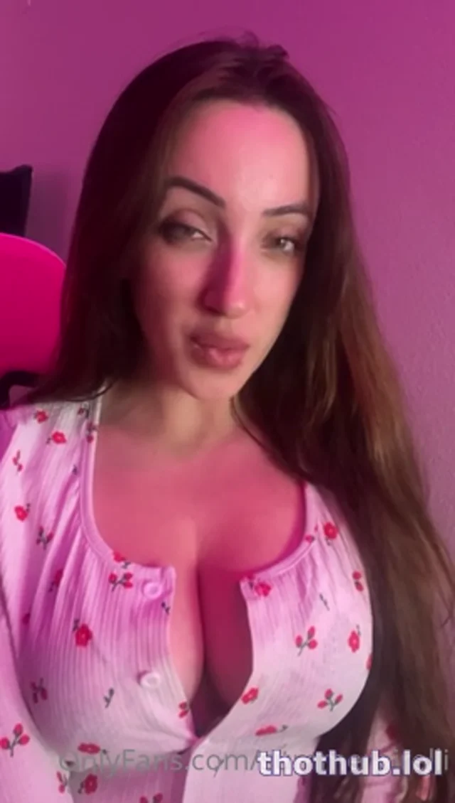 Summer Pirelli OnlyFans JOI