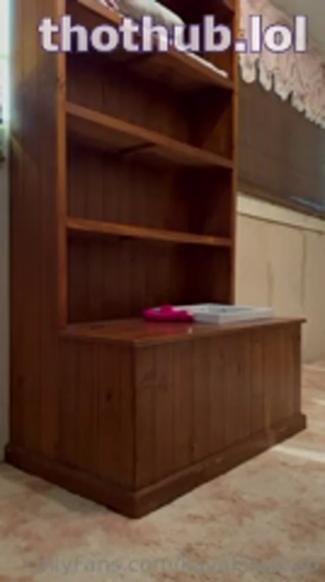 Kaya Kisses Masturbates with Rabbit Toy