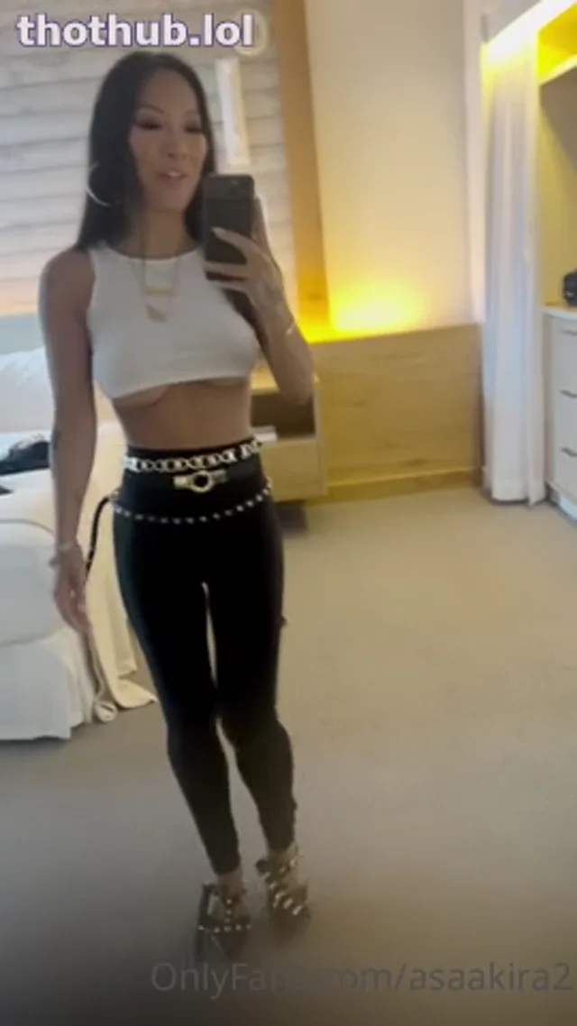 ASA AKIRA – WHICH ONE SHOULD I WEAR FOR TONIGHT’S AWARD SHOW?