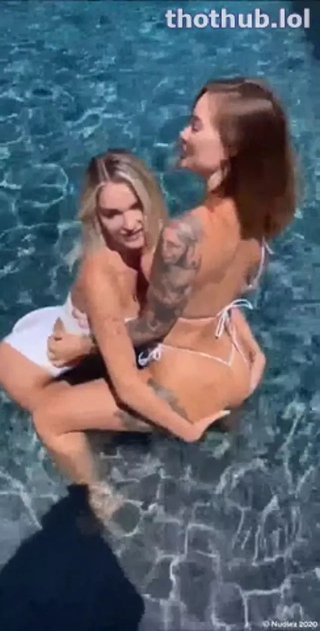 Heidi-Grey—Viking-Barbie-and-I-Give-These-Workers-a-Really-Great-Show-Do-You-Think-