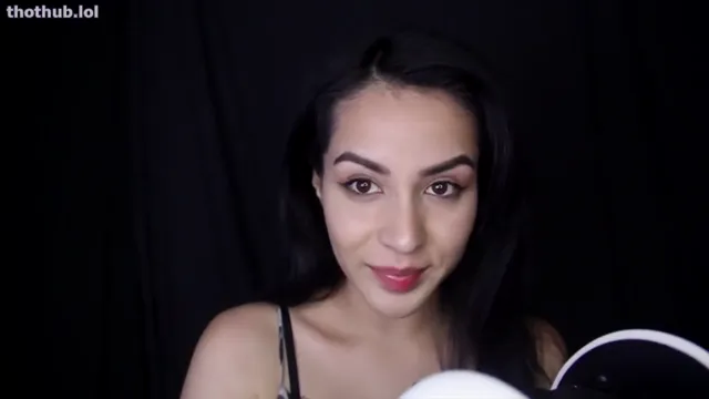 STEPHANIE ASMR EAR EATING