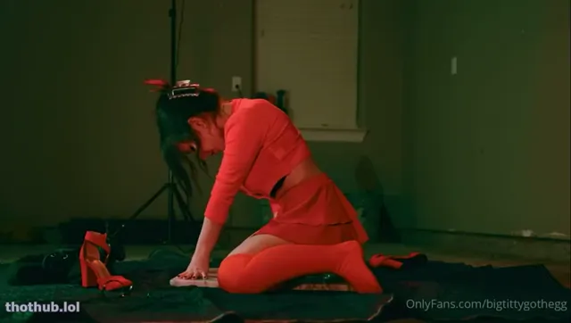 BigTittyGothEgg Riding