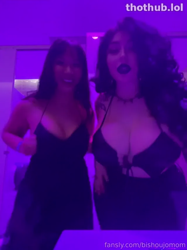 Bishoujomom at party