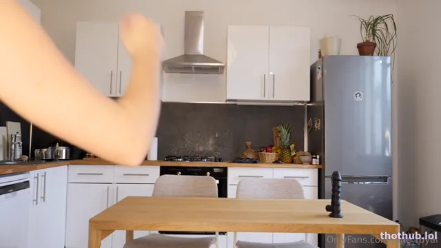 Jane Royal dildo fuck