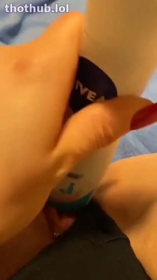 Ainaleyace dildo