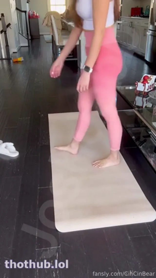 Cincinbear Full Naked Yoga Pussy Fansly Onlyfans Leak