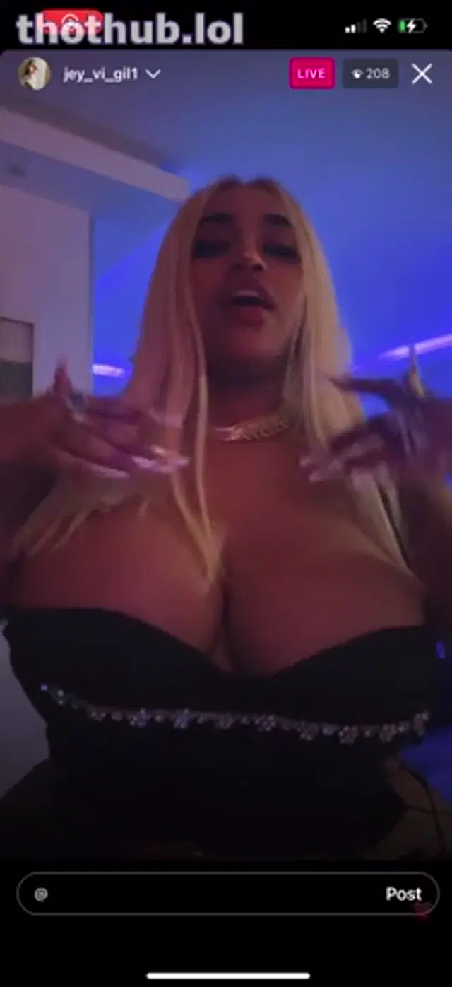 Jeyvigil1 nipslip 2:38