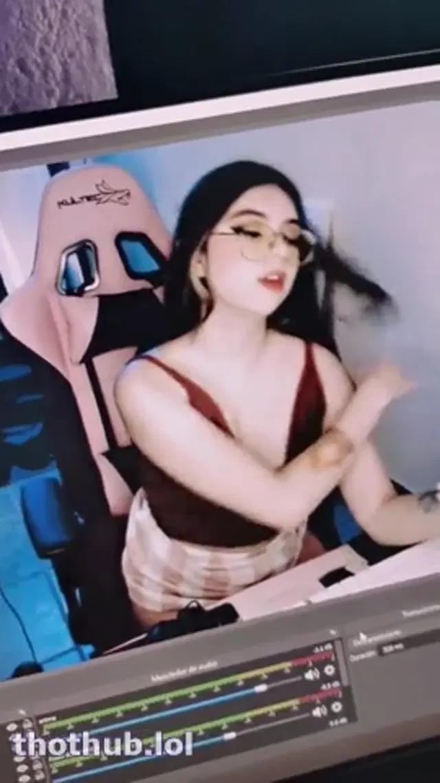 Skadisam webcam masturbate