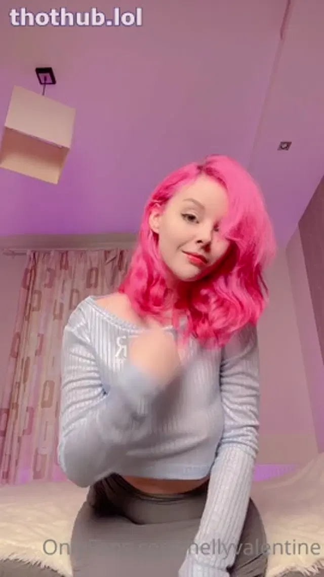 Helly Valentine