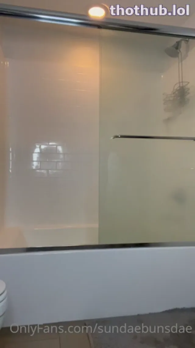 Mia Falls shower sex
