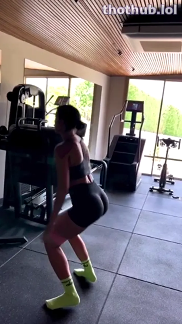 Georgina Rodriguez ass