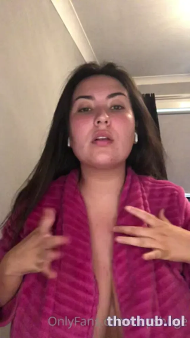 Hugekcups playing with and sucking her giant tits