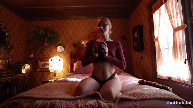 Caroline Zalog Red-Room-Try-On-Haul