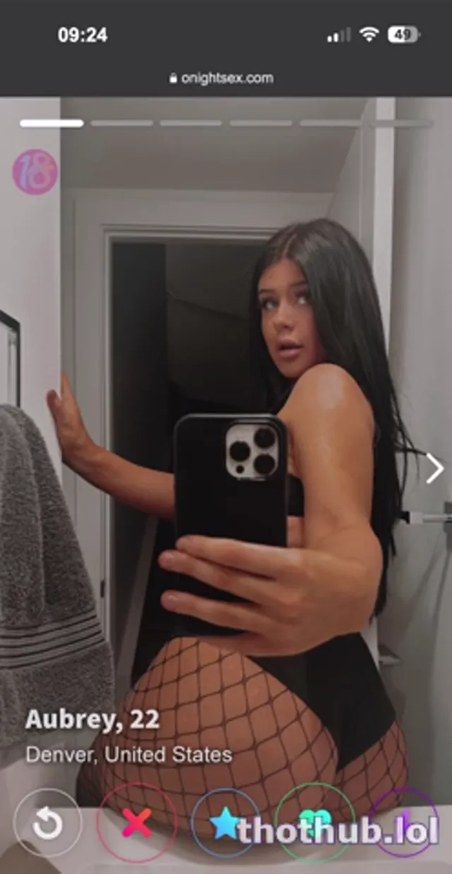 Aubrey – Teen Slut Car Blowjob after First Date