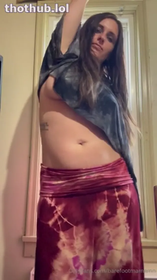 Barefootmamamn Flashing Tits