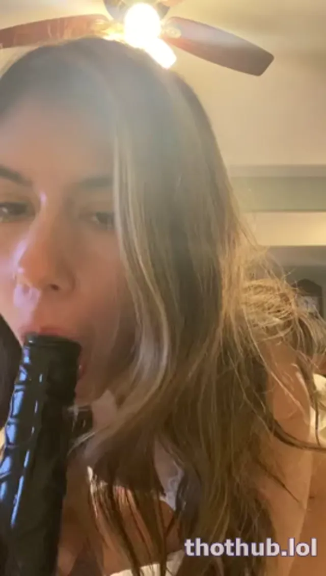 Charlotte Mae – Pussy Play