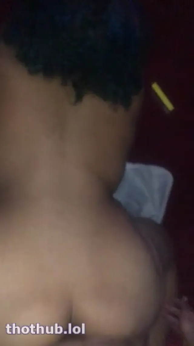 Bluuxxx ass moving like water