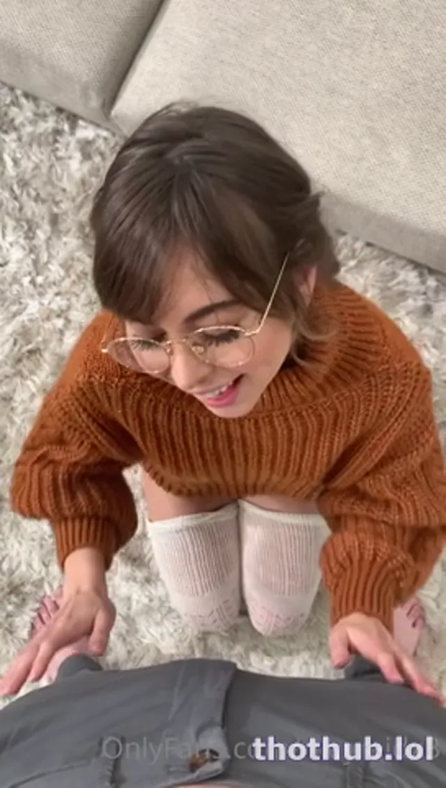 Riley_reid has fun
