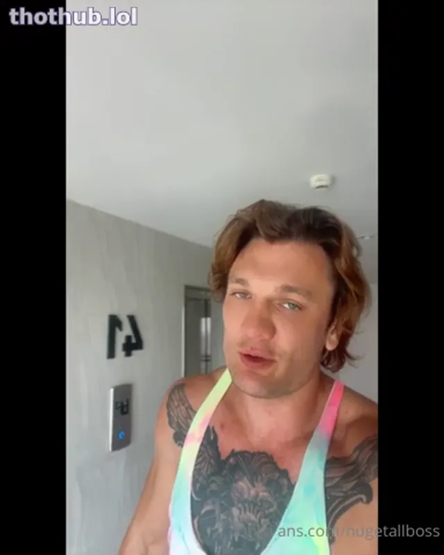 Hugetallboss fuck a sexy asian