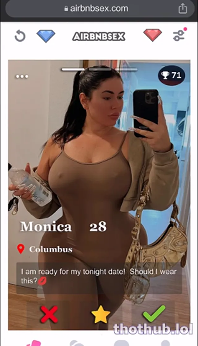 Monica – Curvy Brunette Gets BBC Facial after Doggy