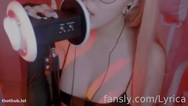 Lyrica ASMR Ear Eating