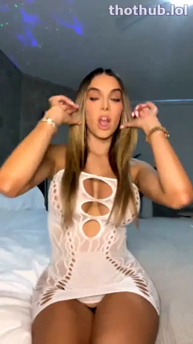 Lyna Perez Live nip slip and shower