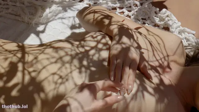 Anna Zapala Naked Bath & Outdoor Scene BTS
