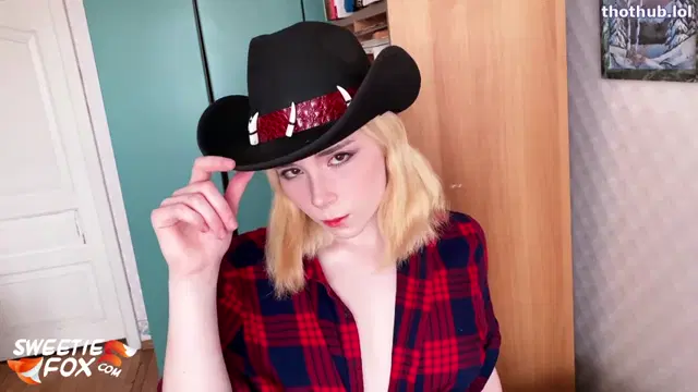Sweetie Fox – Cowgirl ride on cock
