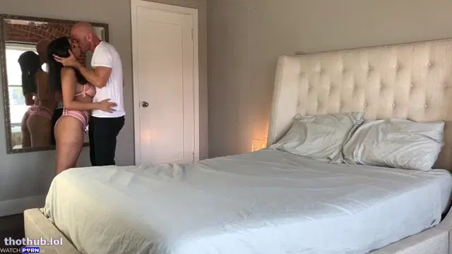 Johnny Sins fucks Violet Myers (Full Video)