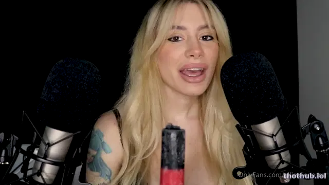 Ellie Alien