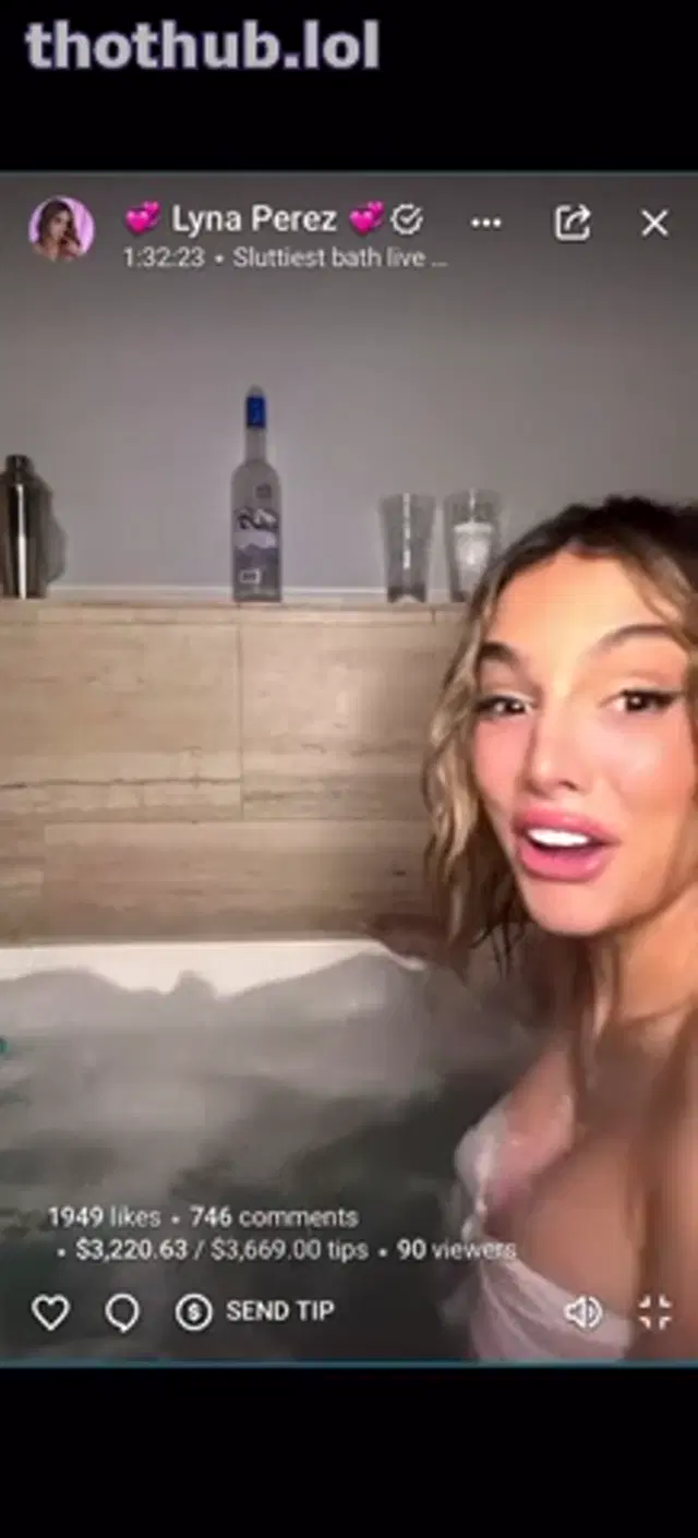 Lyna Perez Acciently Tits Out Onlyfans Live