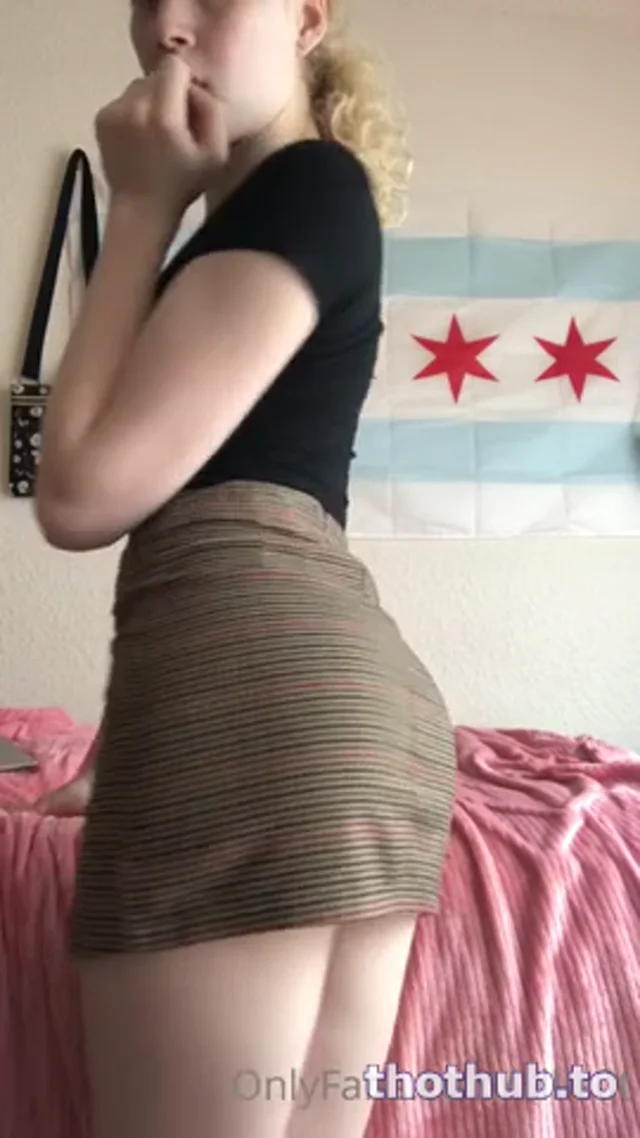 Allie – Sweet Allie Helping You Jerk That Cock