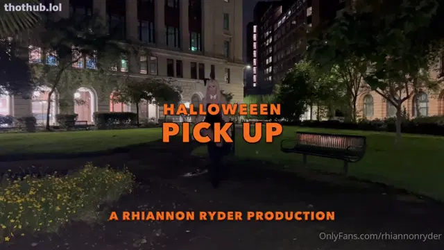 Rhiannon Ryder – Halloween Pick Up