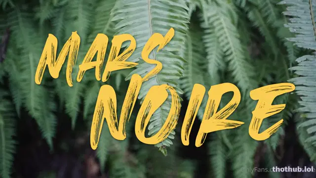 Marsnoire in the woods