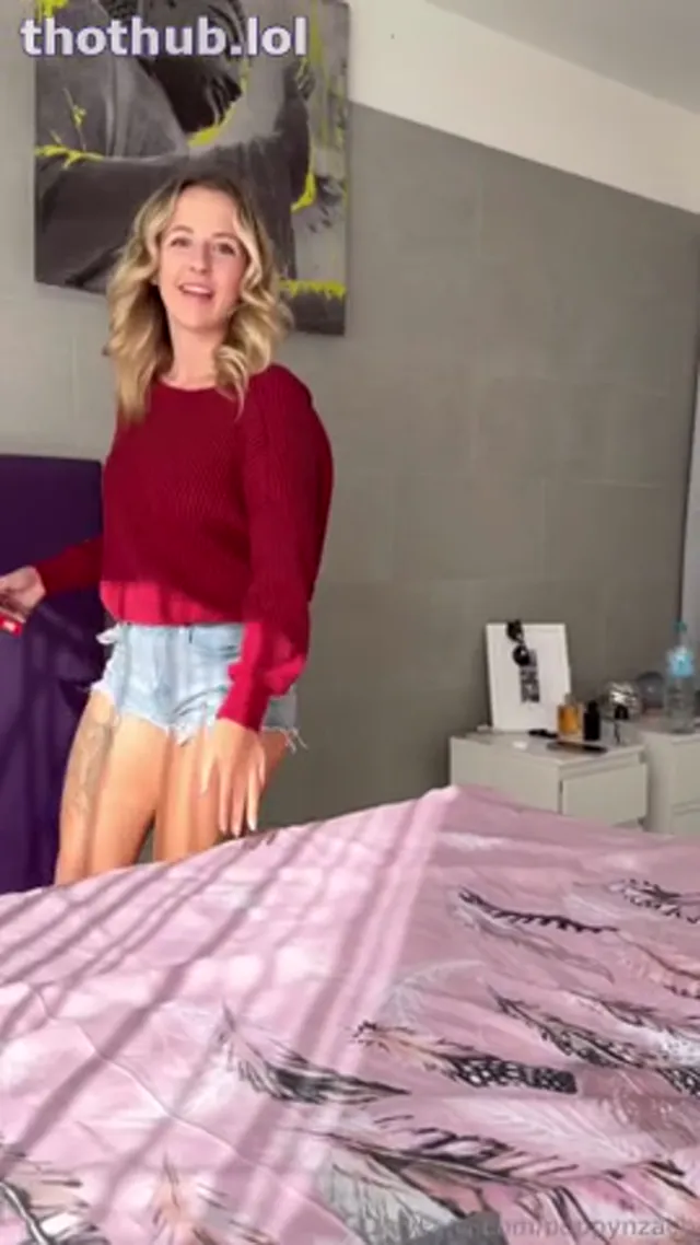 Poppynzach of strip uno bj facial
