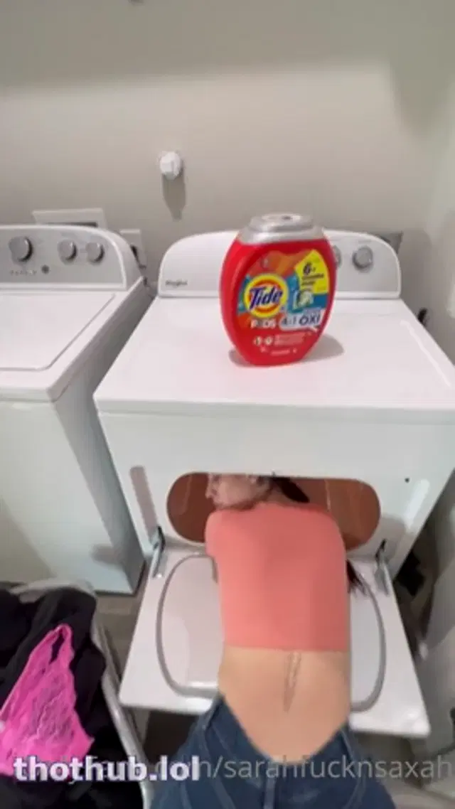 Sarahfucknsaxah stuck in dryer ppv