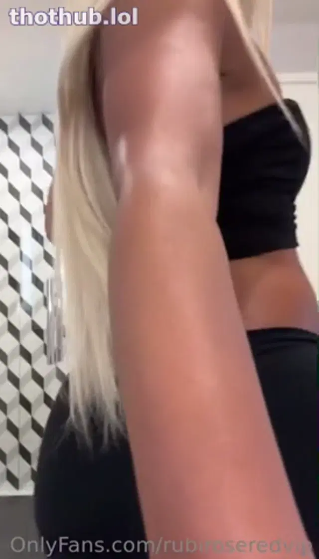 Rubi Rose twerking 4