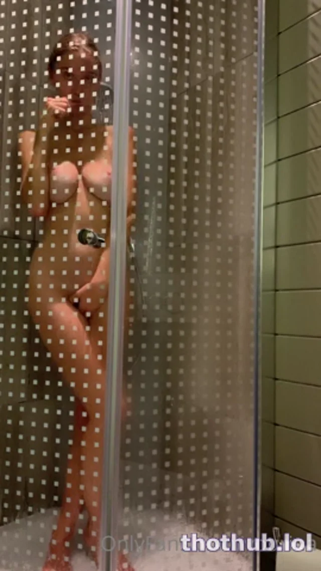 Yourina full naked Front view