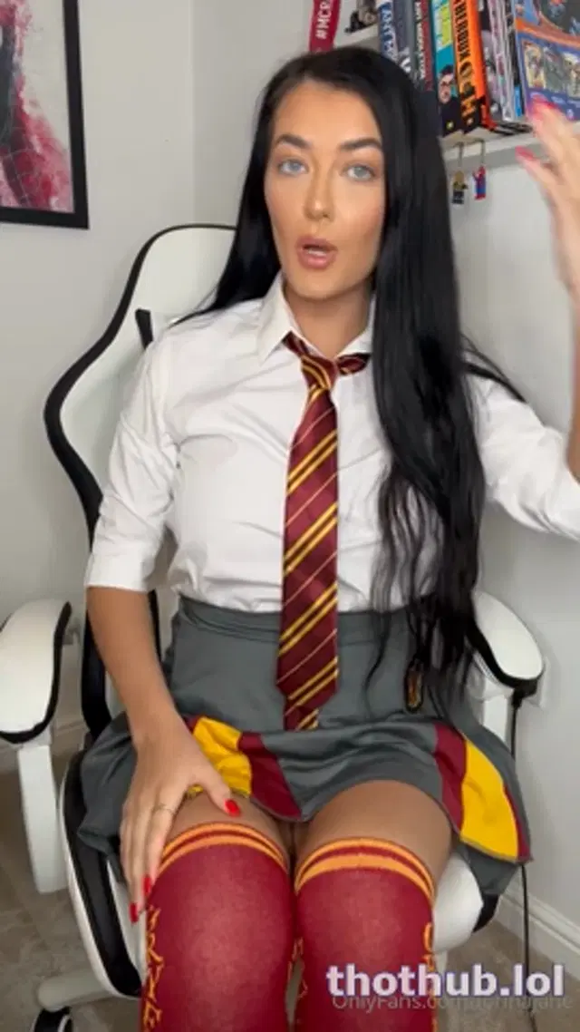 Lorina hermione solo