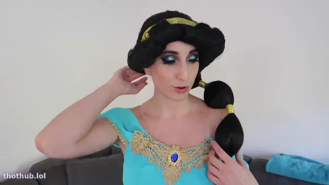 Christina Khalil Jasmin Cosplay Video
