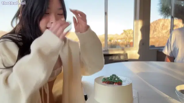 ELLE LEE (2025)